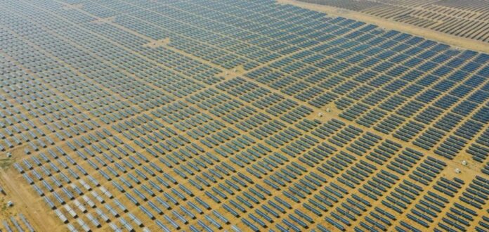 The Kubuqi desert becomes a strategic hub for solar energy in China